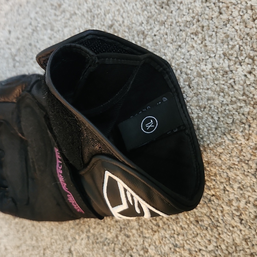 Alpinestars Stella SP-8 Motorcycle Gloves - Picture 3 of 4
